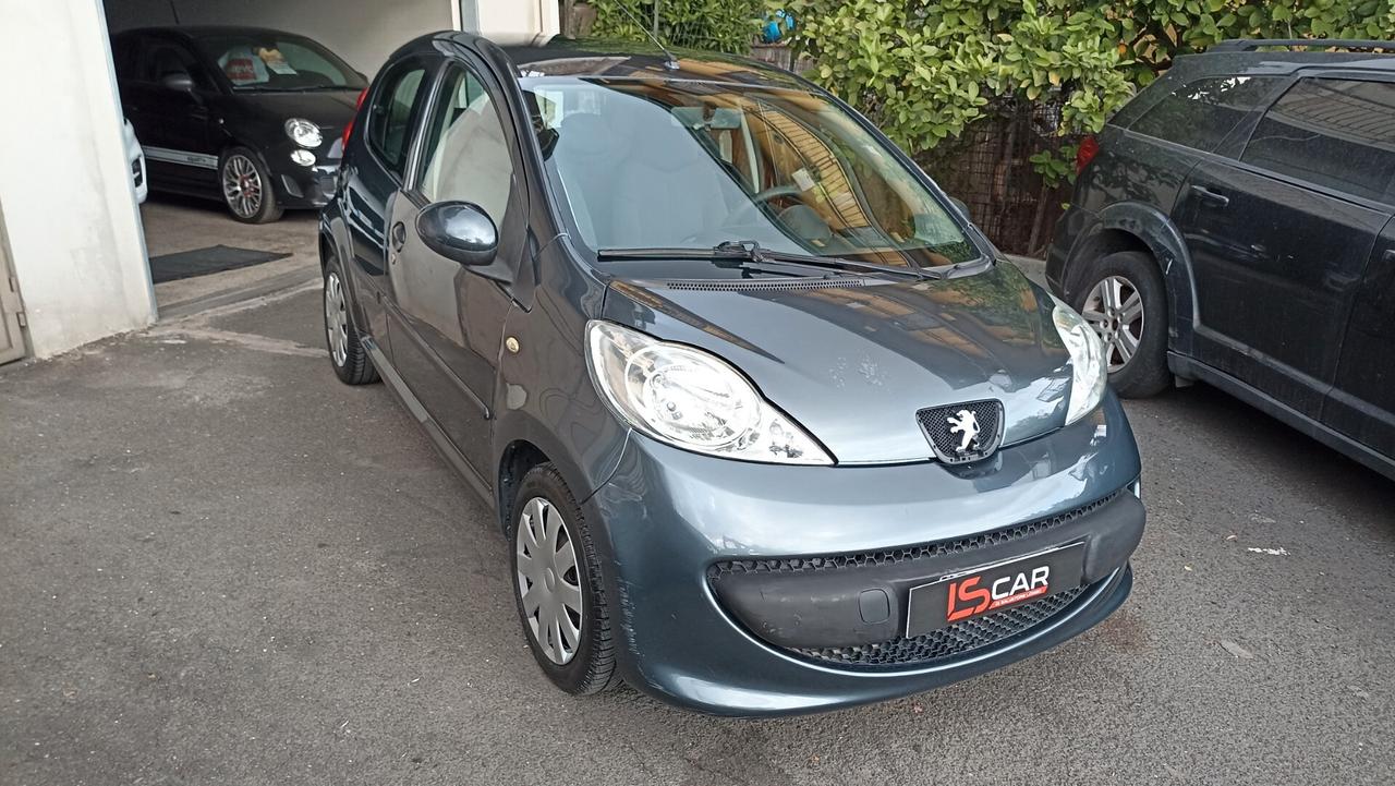 Peugeot 107 1.0 68CV 5p. Plaisir 2Tronic