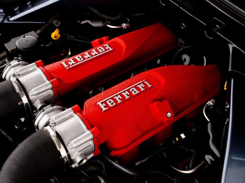 Ferrari Roma Spider Roma Spider 3.9 F1 dct