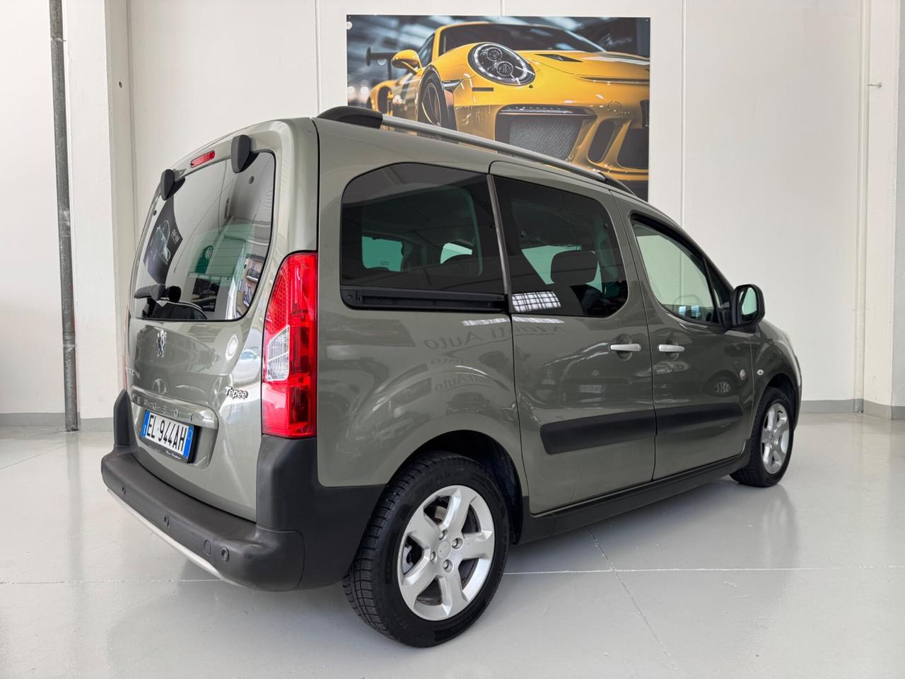 Peugeot Partner Tepee 1.6 HDi 92CV Outdoor
