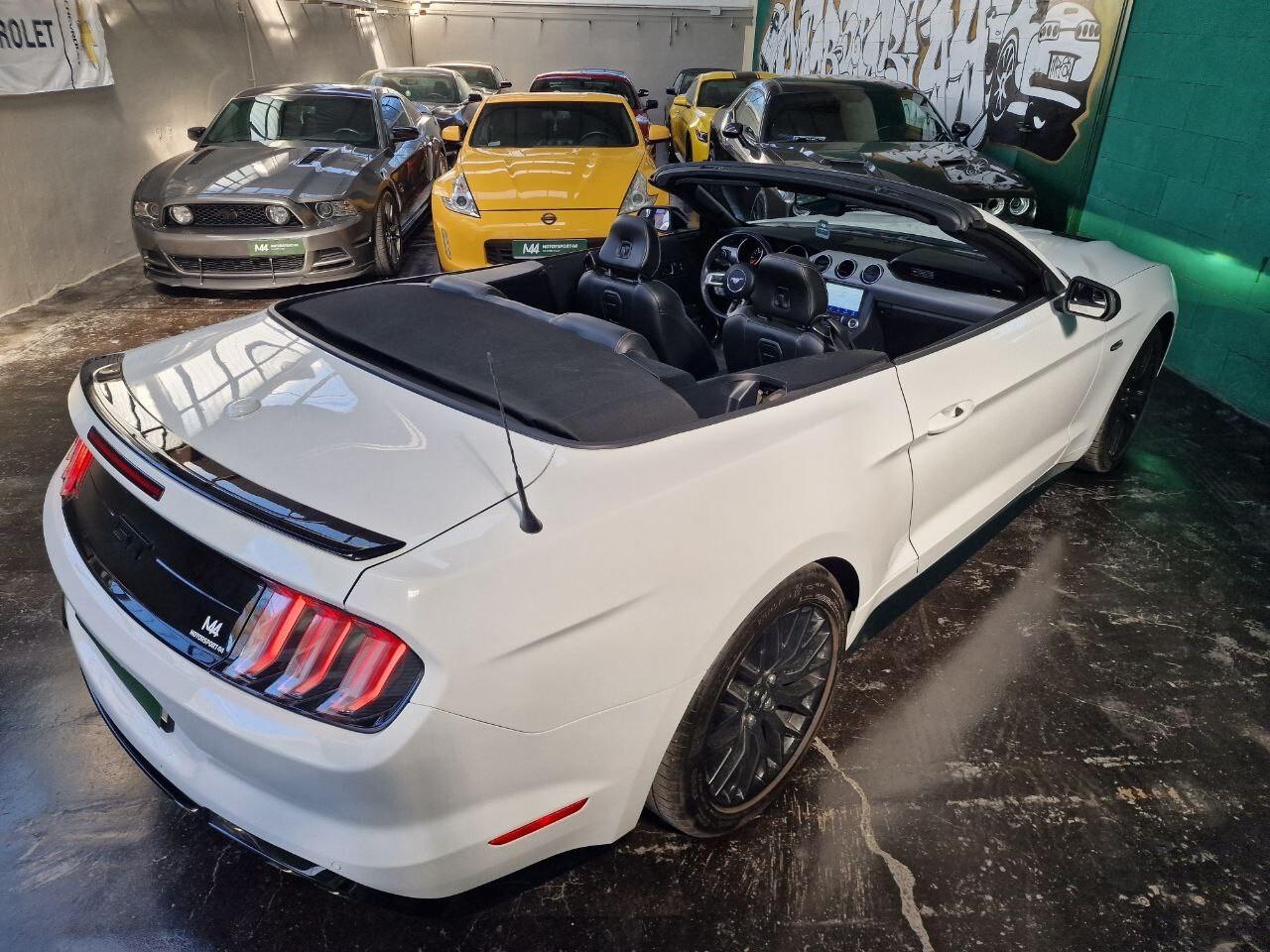 Ford Mustang 5.0 GT Cabrio Iva esposta