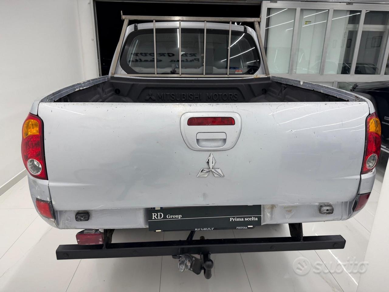 Mitsubishi L200 2.5d136CV DoubleCab iva esposta 4W