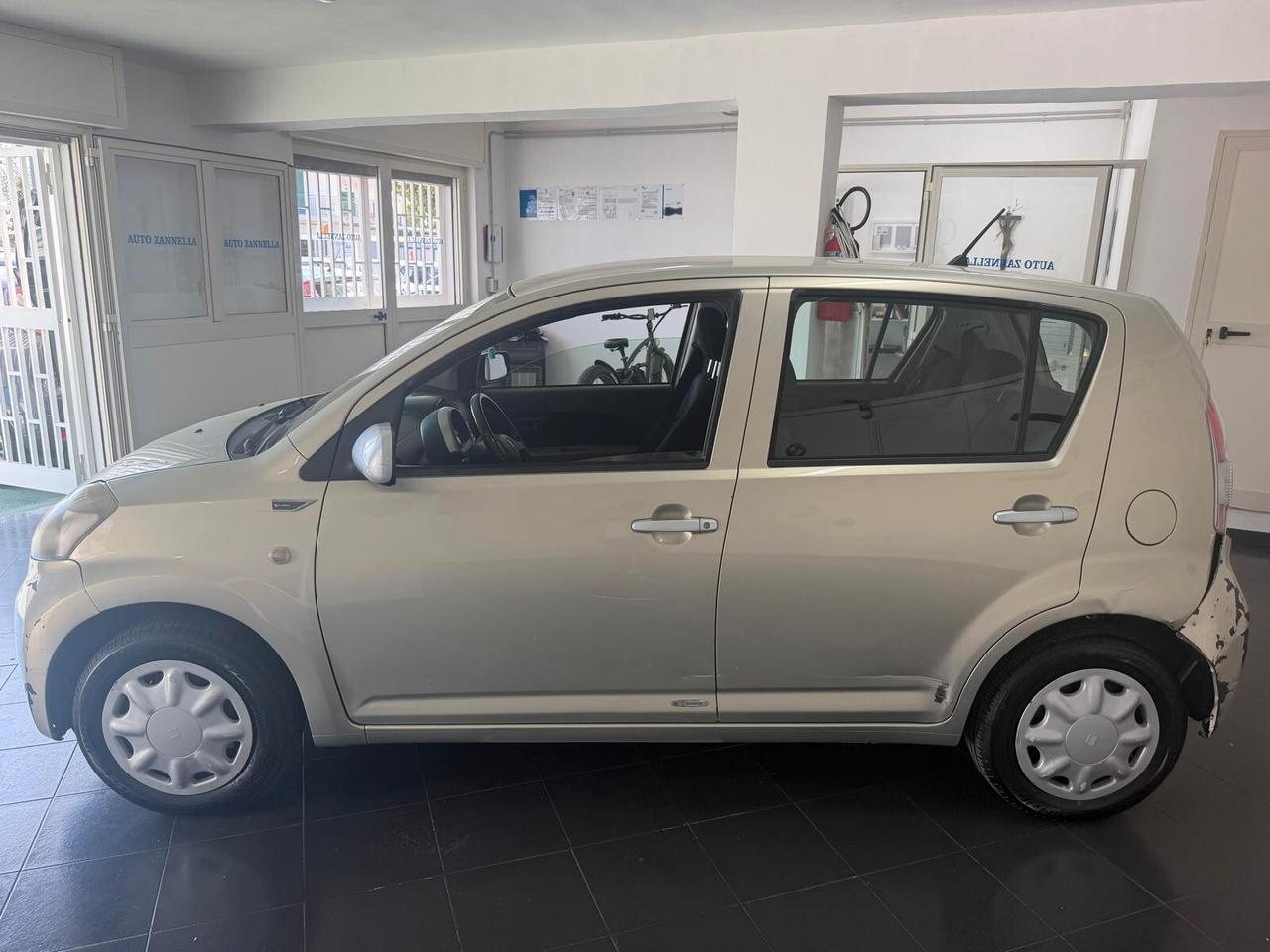 Daihatsu Sirion 1.0 12V Mio