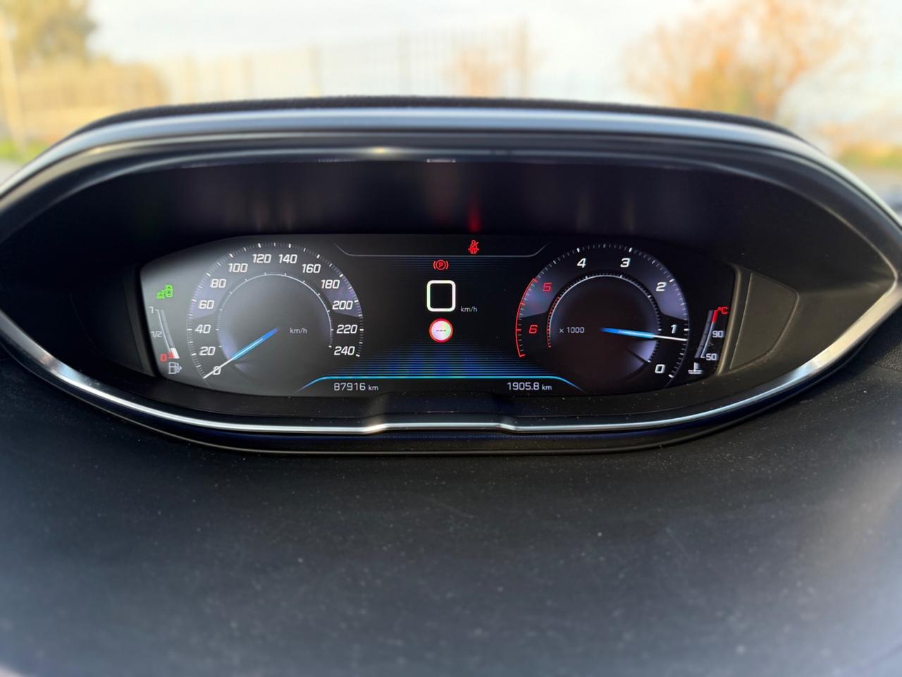 Peugeot 3008 ALLURE BlueHDi 130CV UNI-proprietario