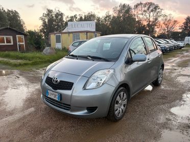 TOYOTA YARIS 1.0 69CV ANNO 2007 ADATTA NEOPATENTATI
