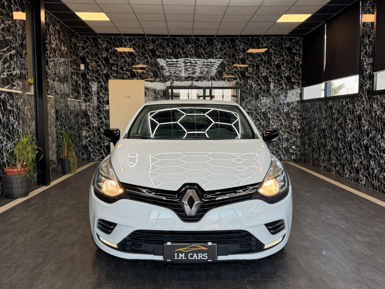 Renault Clio dCi 8V 75 CV 5 porte Moschino Life