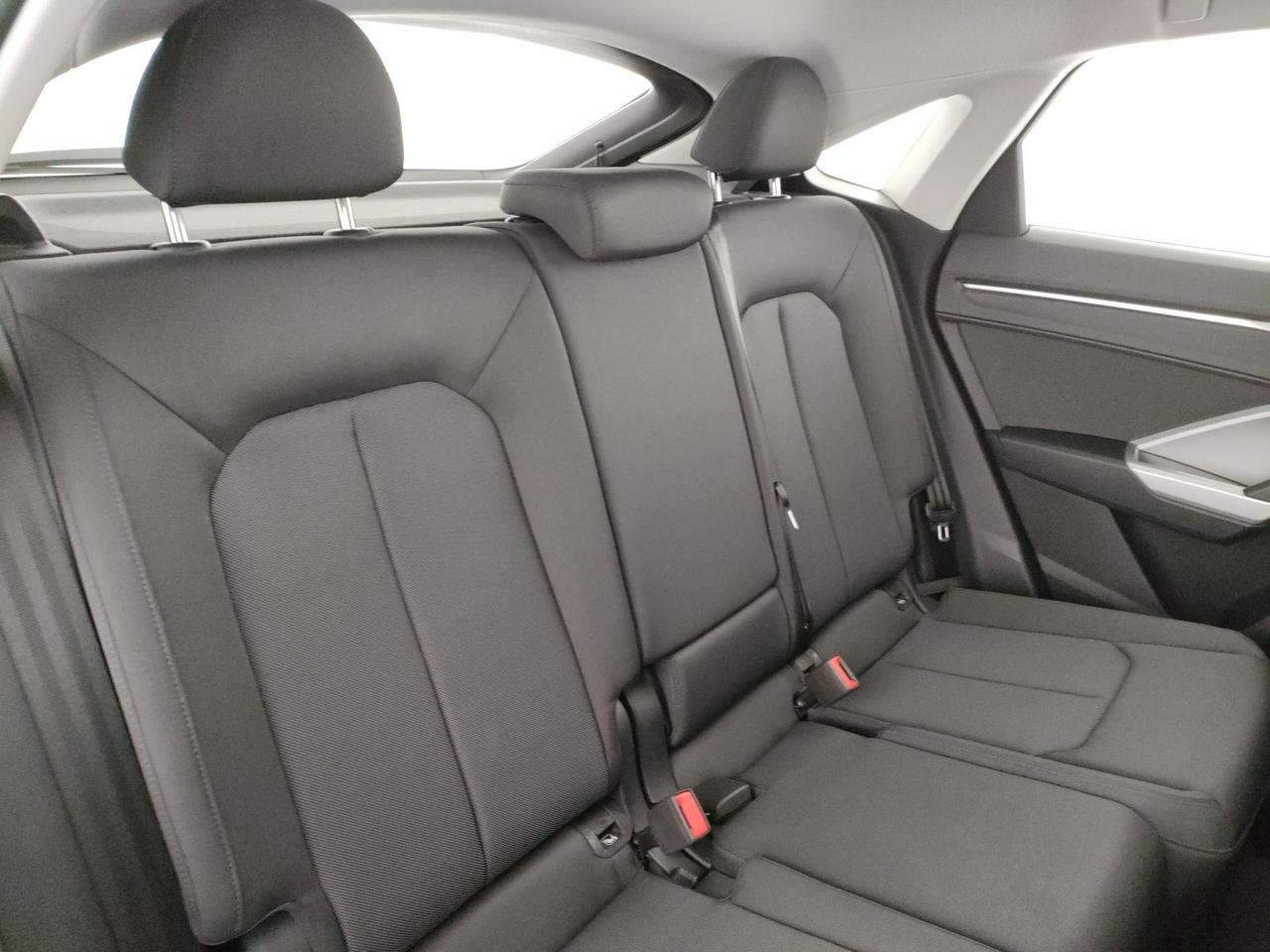 Audi Q3 sportback 35 2.0 tdi business plus s-tronic