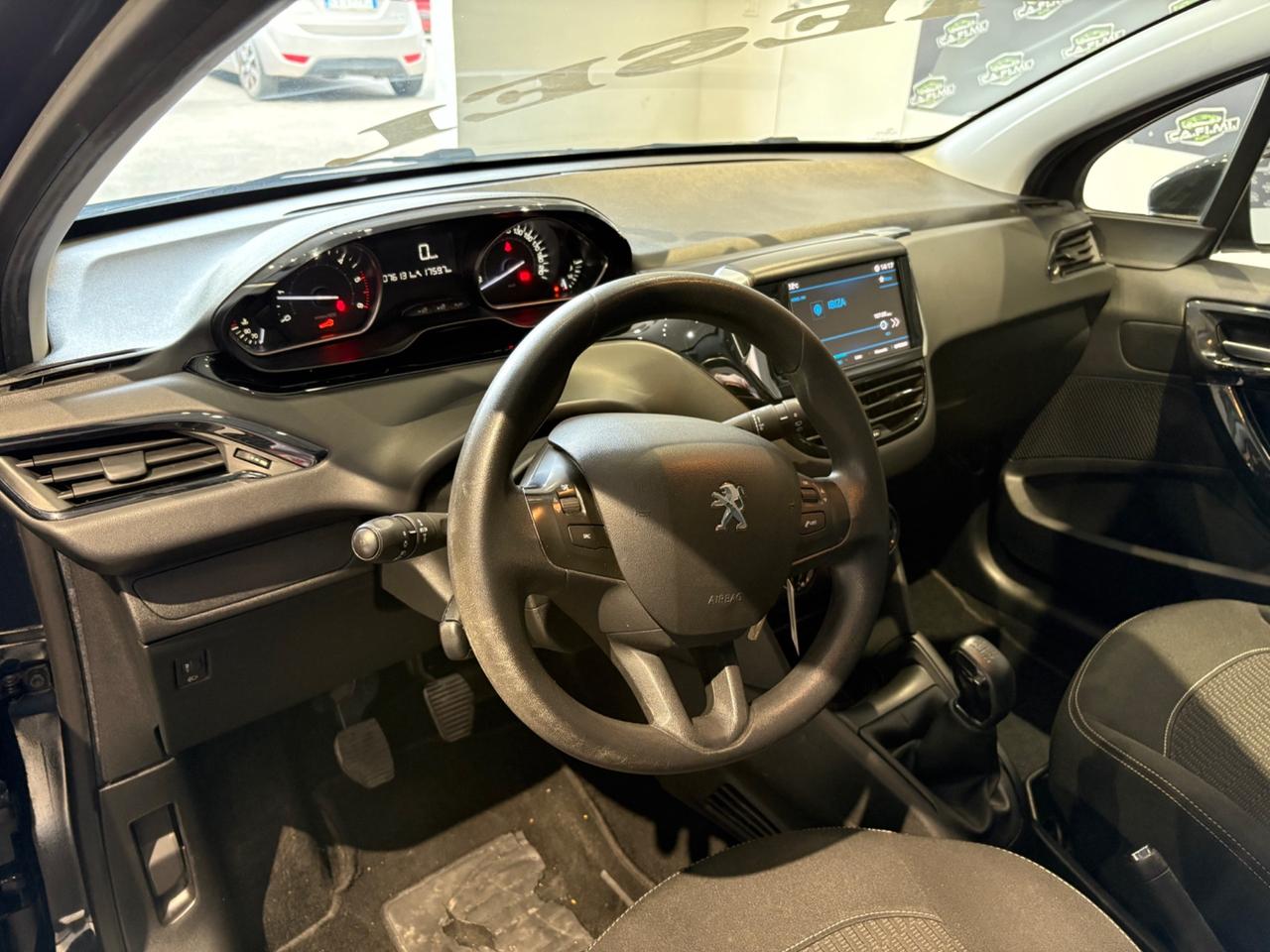 Peugeot 208 - 2018 BlueHDi 75 Cv Active