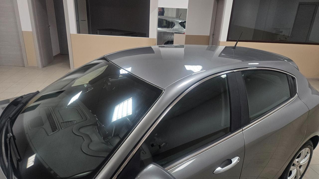 Alfa Romeo Giulietta 1.6 JTDm-2 105 CV Exclusive