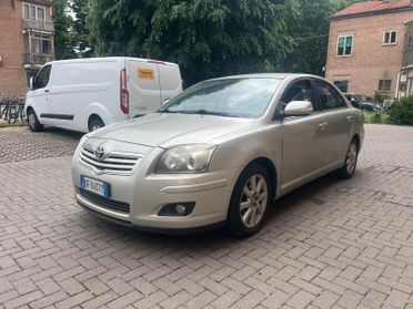 Toyota Avensis 2.0 D-4D 16V Station Wagon