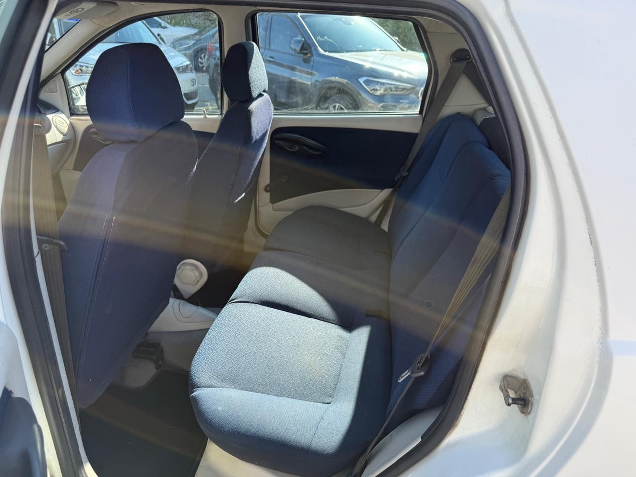 Fiat Punto 1.2i 16V cat 5 porte ELX