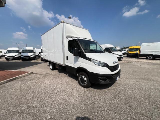 IVECO DAILY 35C14H BOX p 3750
