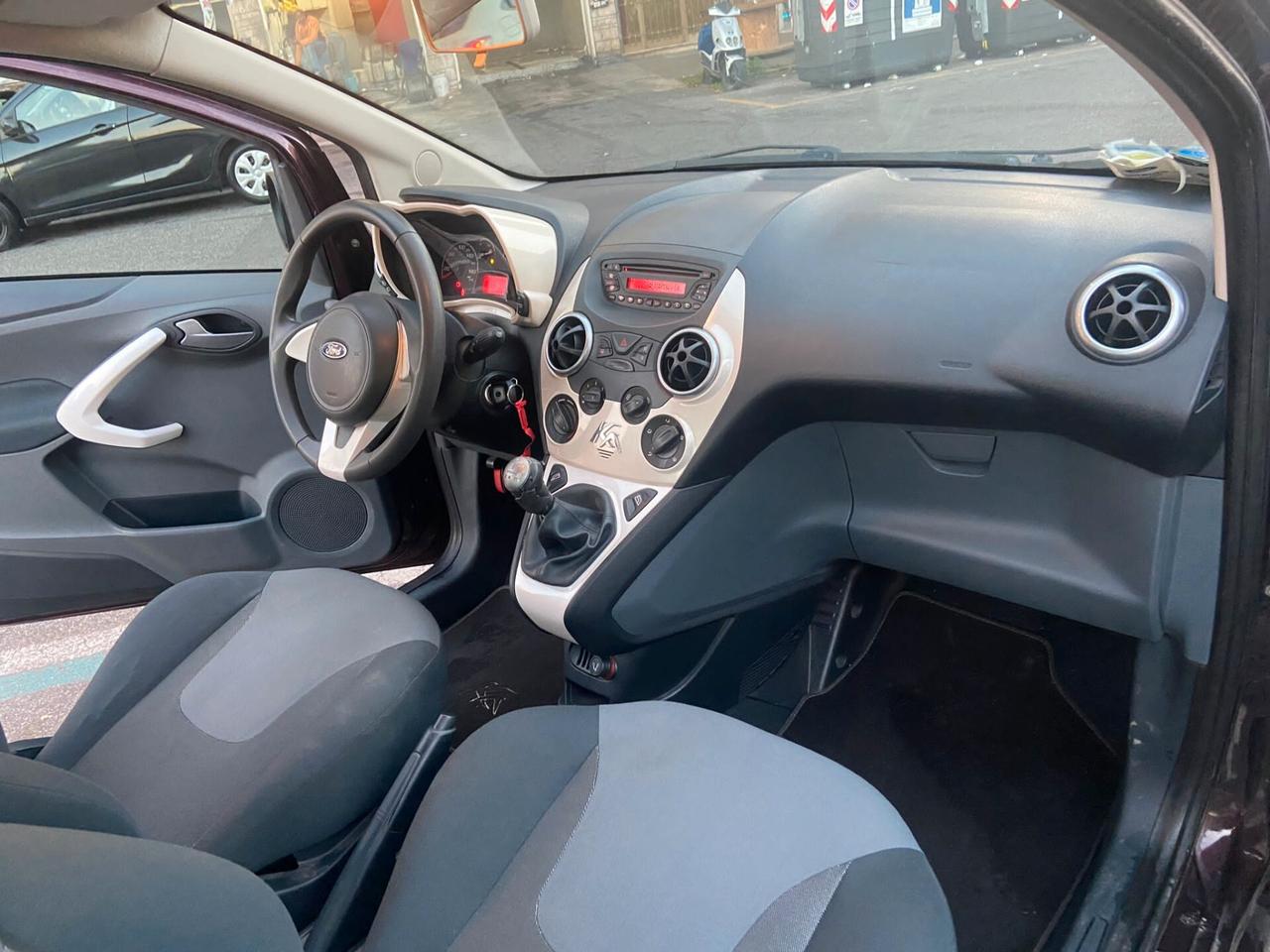 Ford Ka 1.2 8V 69CV Titanium