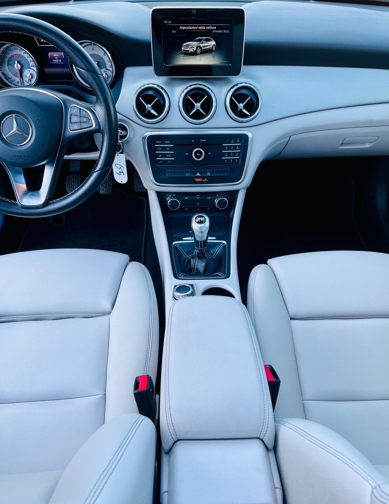 Mercedes-benz GLA 200 d Premium Enduro Tetto Panoramico