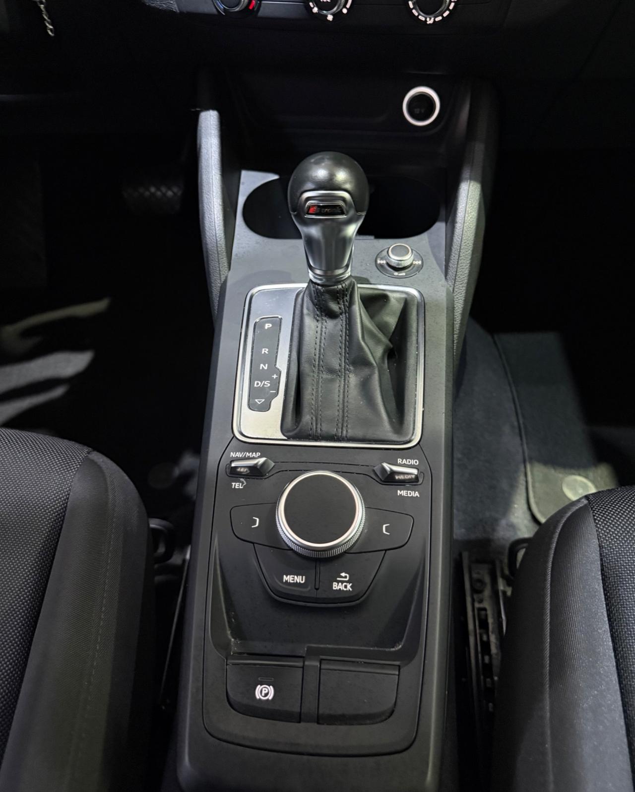 Audi Q2 30 TDI S tronic