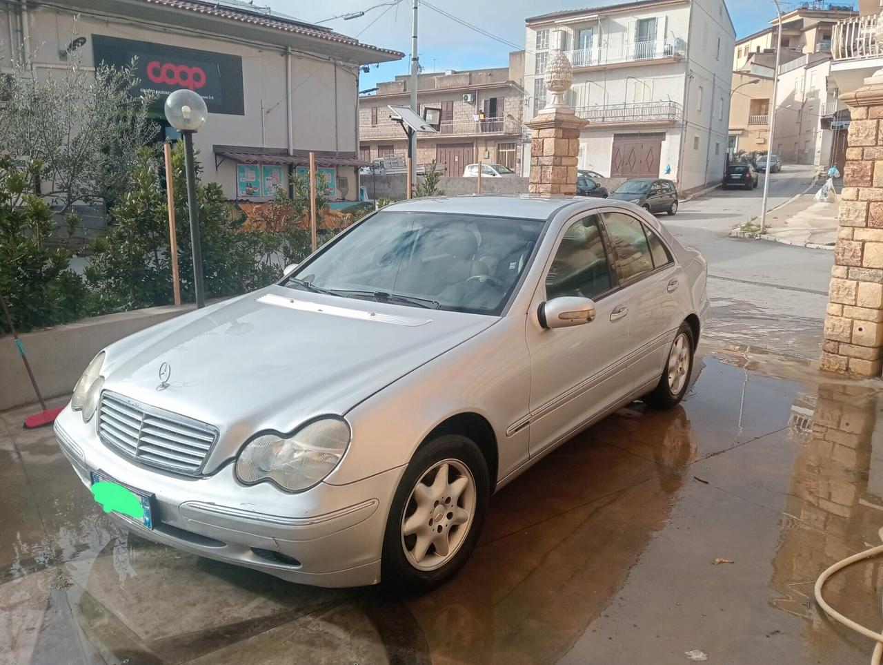 Mercedes-benz C 220 SOLI 1000 EURO