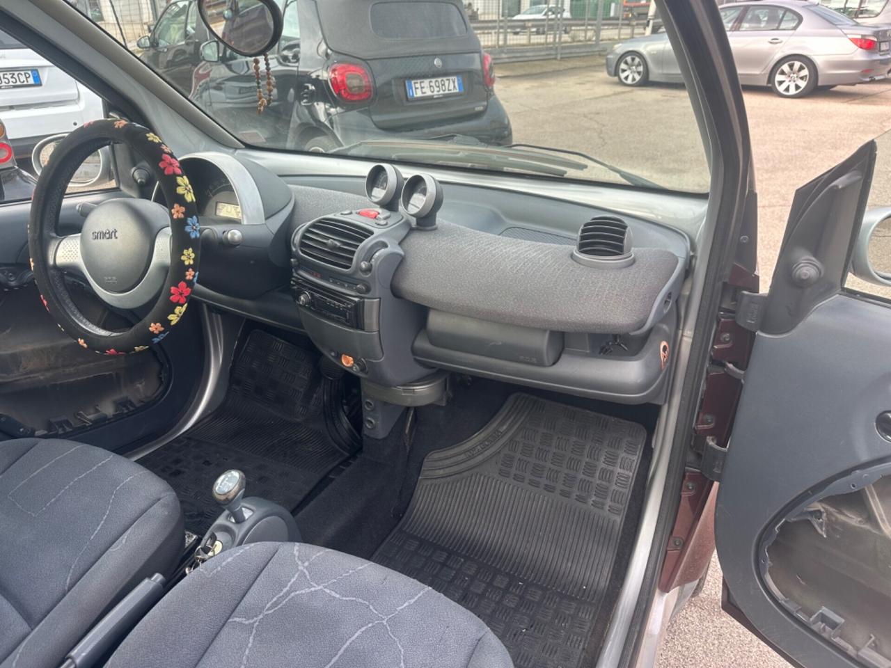 Smart ForTwo 700 coupé pure (45 kW)