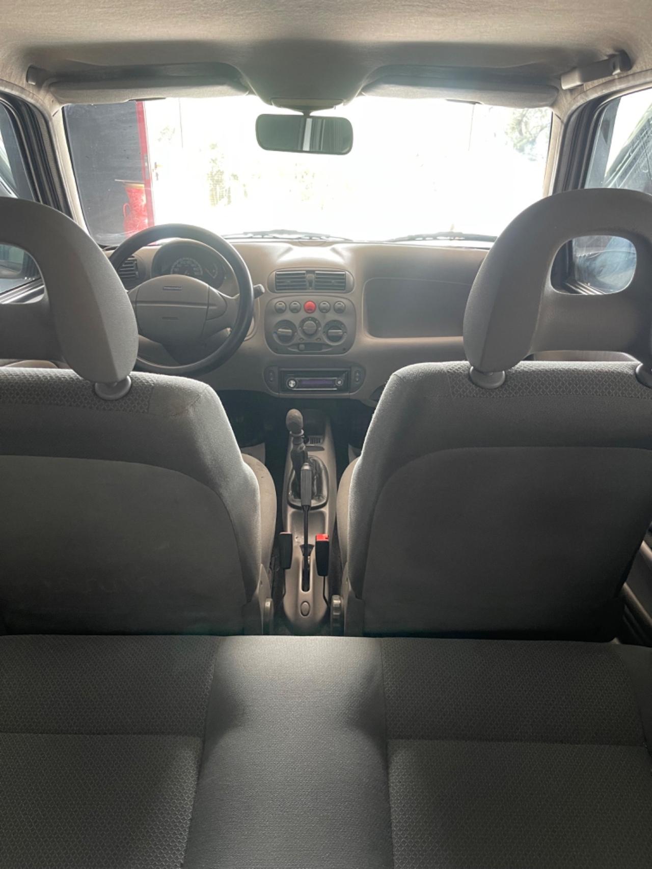 Fiat 600 1.1 Active