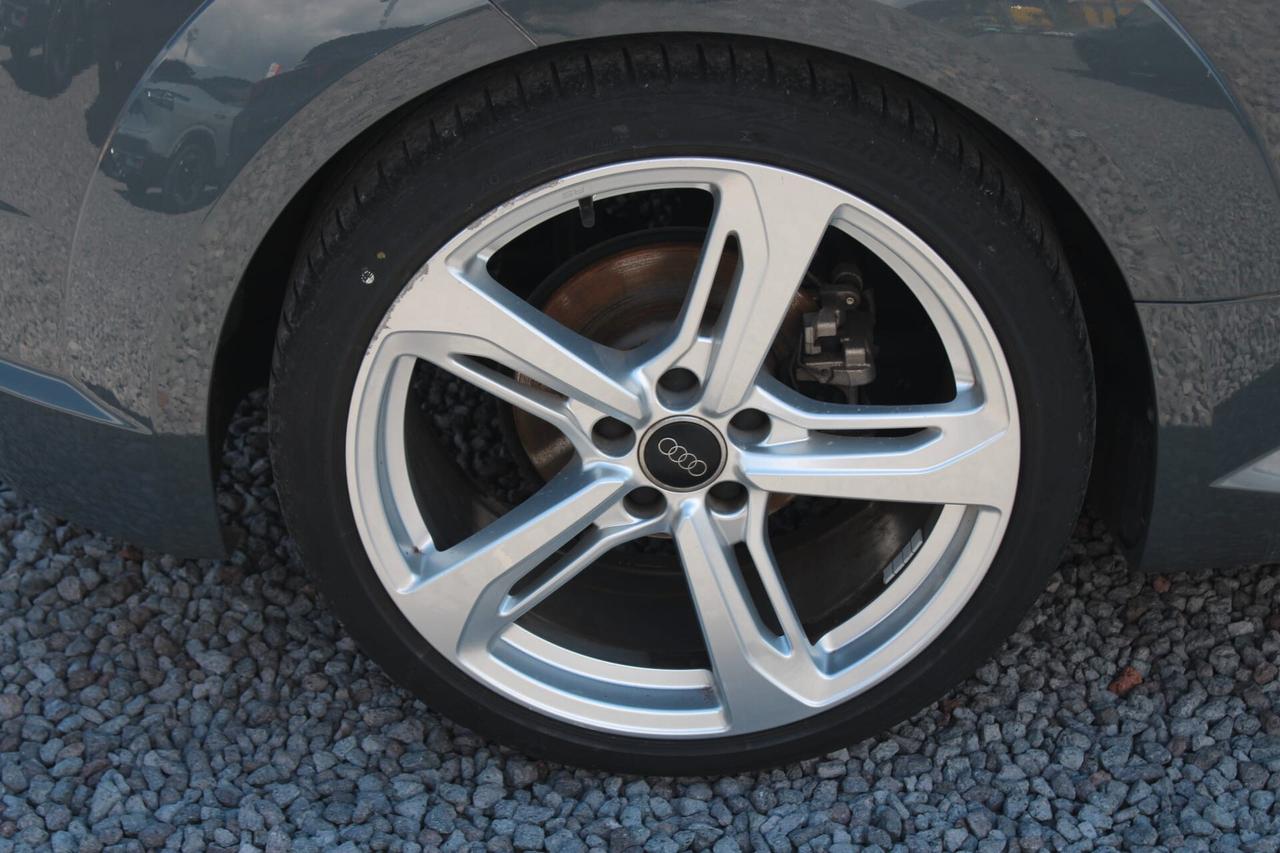 Audi TT Coupé 1.8 TFSI Design