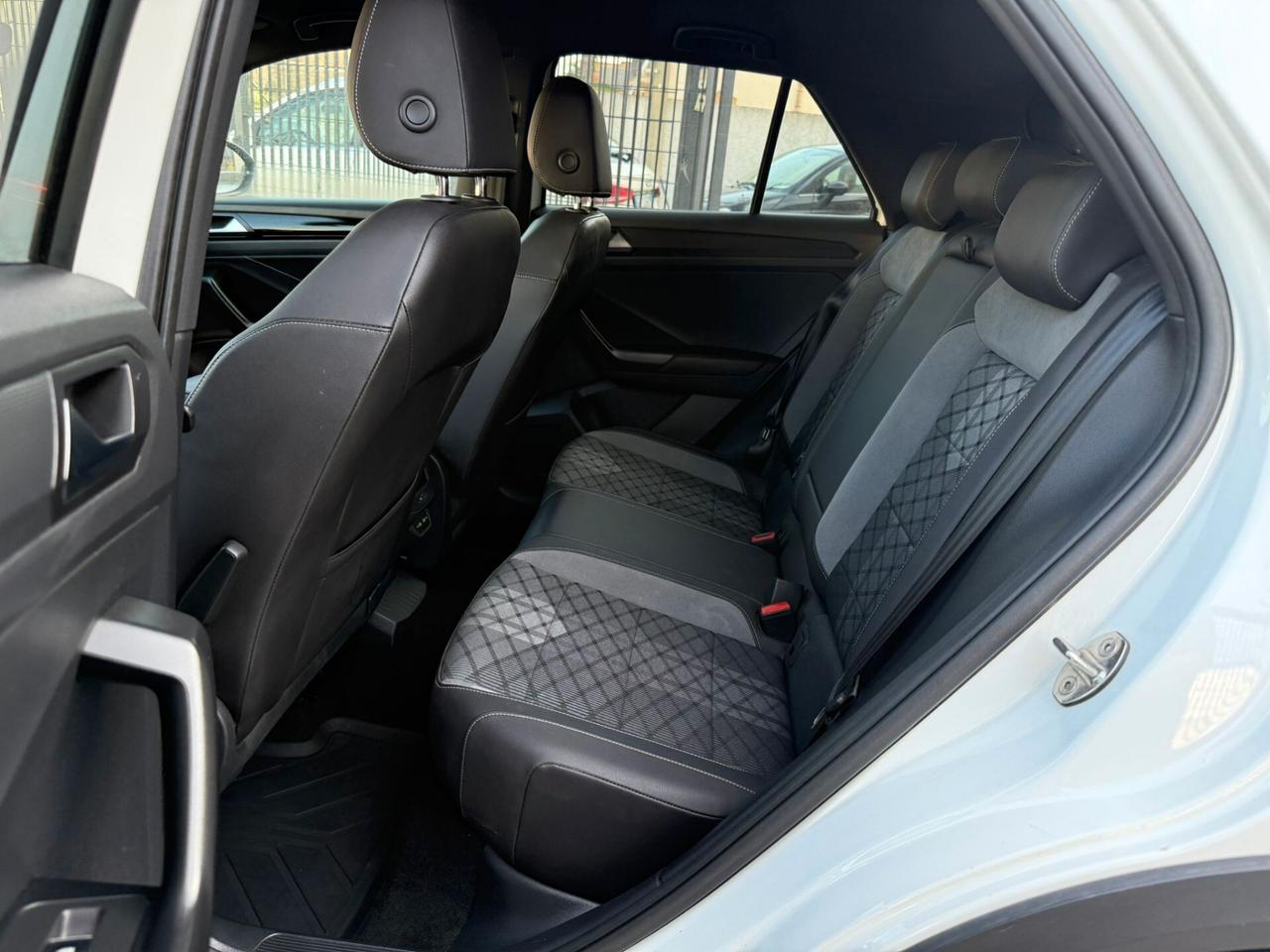 Volkswagen T-Roc 1.5 TSI ACT R-Line