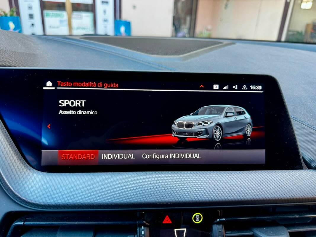 BMW Serie 1 120i Msport auto