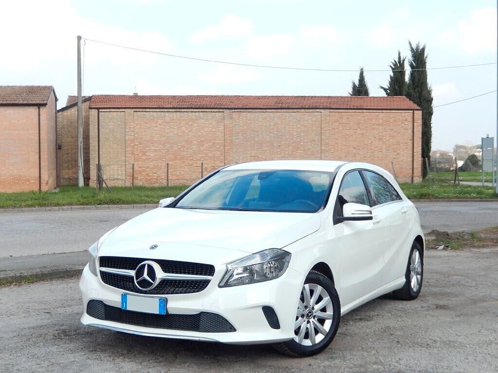 MERCEDES Classe A 180 d con DISTRIBUZIONE NUOVA