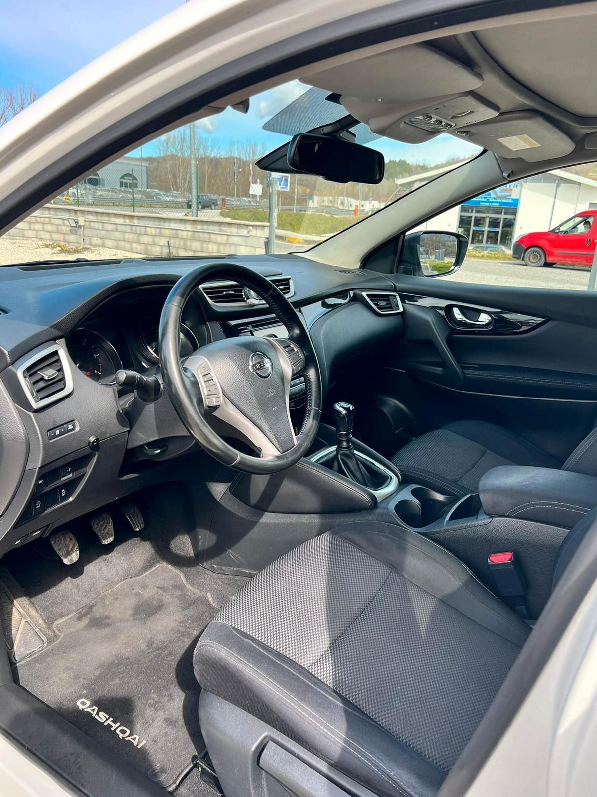 Nissan Qashqai 1.5 DCI