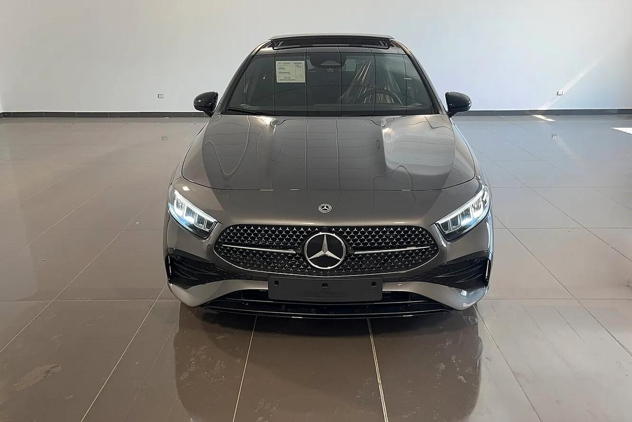 Mercedes Classe A 200d TETTO APRIBILE AMG Automatic Premium