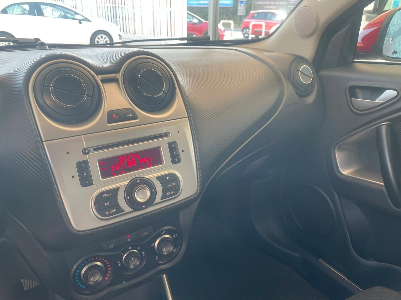 Alfa Romeo MiTo 1.4 T 120 CV GPL Distinctive Sport Pack