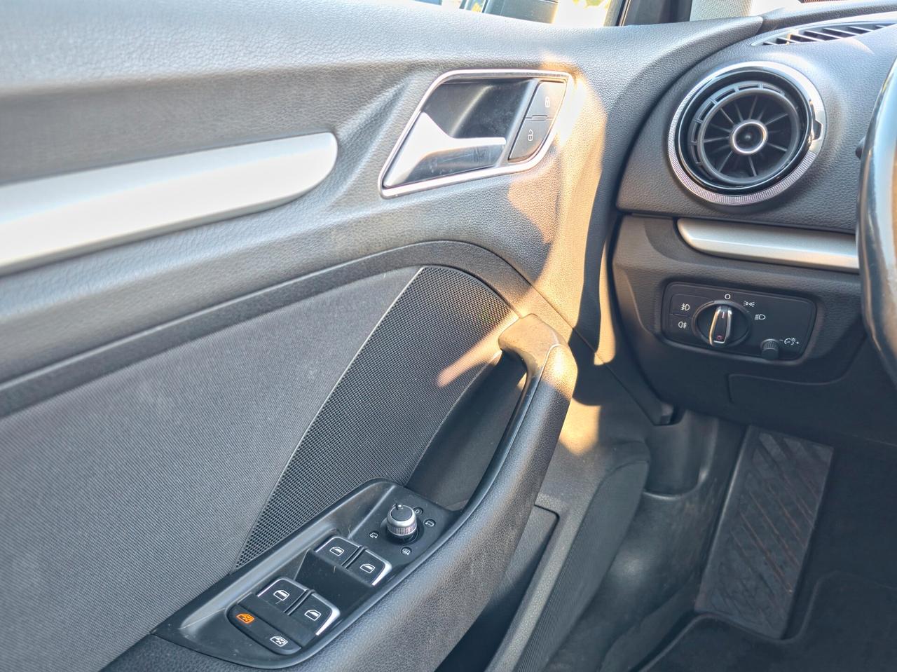 Audi A3 2.0 TDI 150 CV clean diesel S tronic Ambition 2014-E6 Automatico