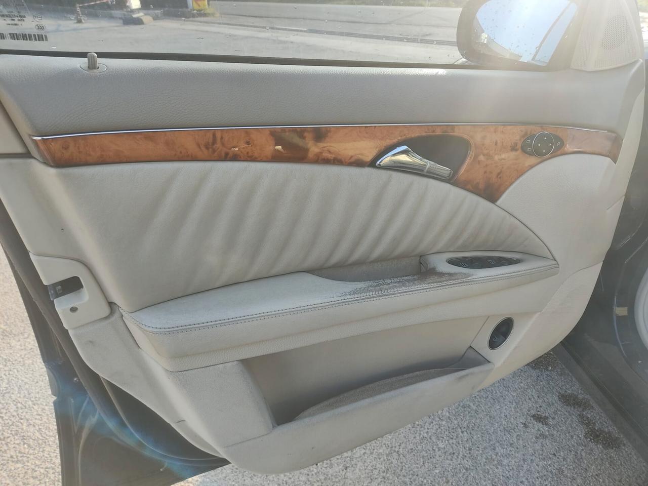 Mercedes-benz E 220 CDI cat Avantgarde