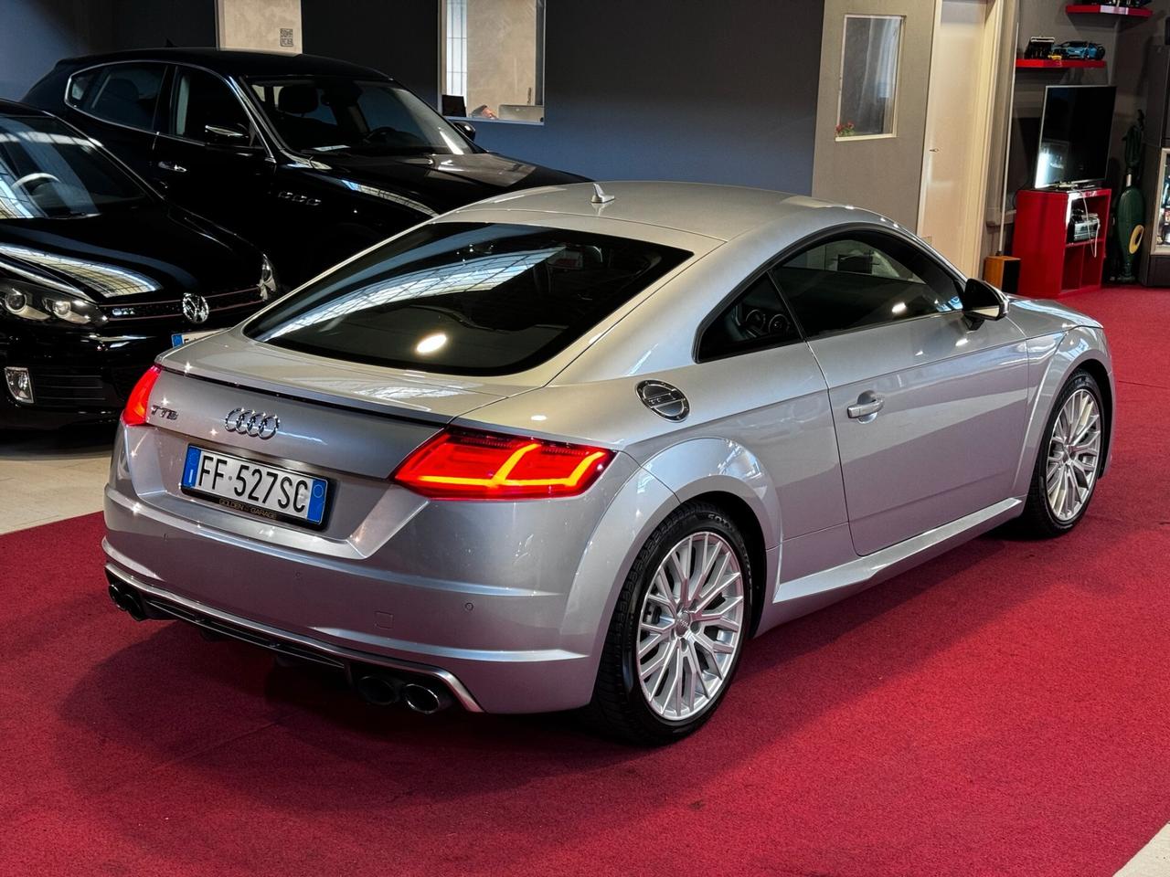 Audi TT TTS Coupé 2.0 TFSI 310 CV quattro S tronic