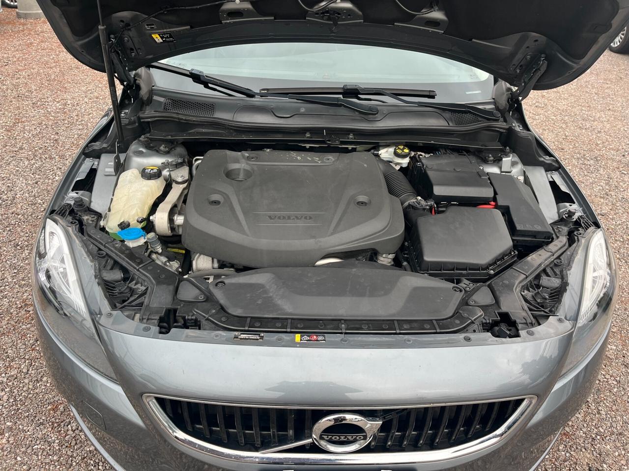 Volvo V40 D2 Business
