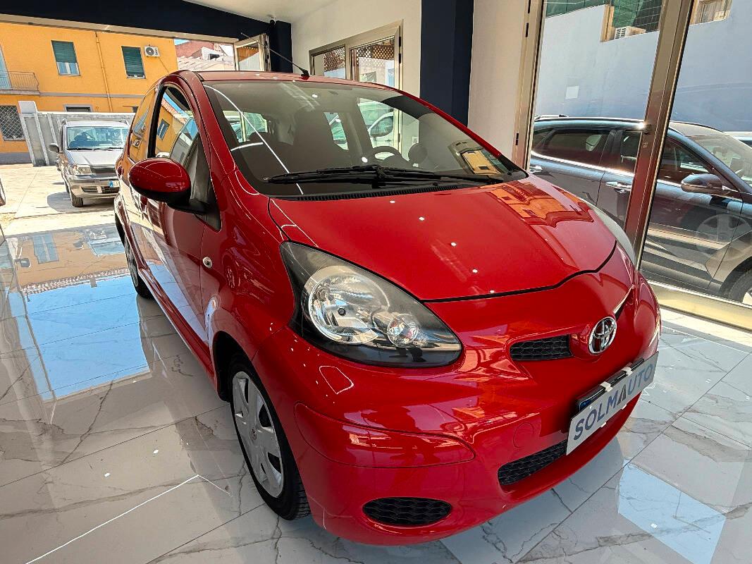 Toyota Aygo TOYOTA AYGO 1.0 Sol Red Edition 5p AUTOMATICA