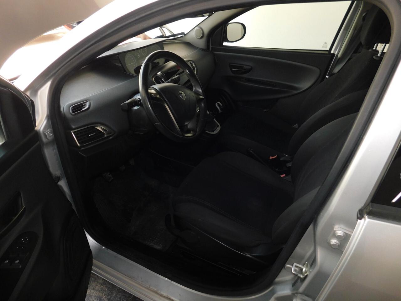 Lancia Ypsilon 1.3 MJT 16V 95 CV 5 porte S&S Gold