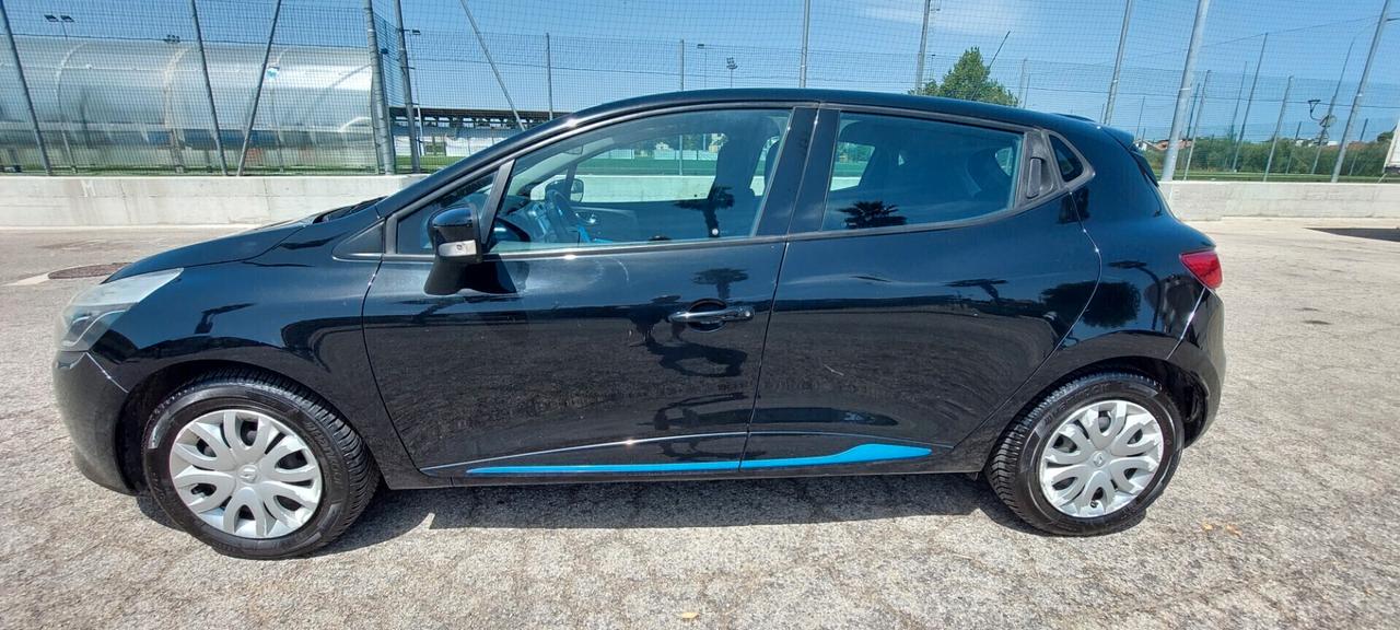 CLIO 1.2 GPL SCADENZA 2034 NAVIGATORE TELEFONO FULL X NEOPATENTATI 75 CV IMPECCABILE