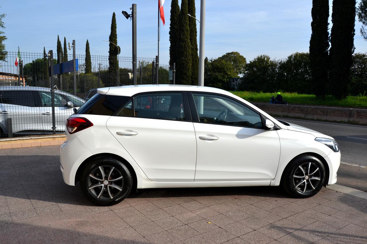 Hyundai i20 1.2 84CV CONFORT **UNIPRO'**ADAS**GARANZIA 12M**