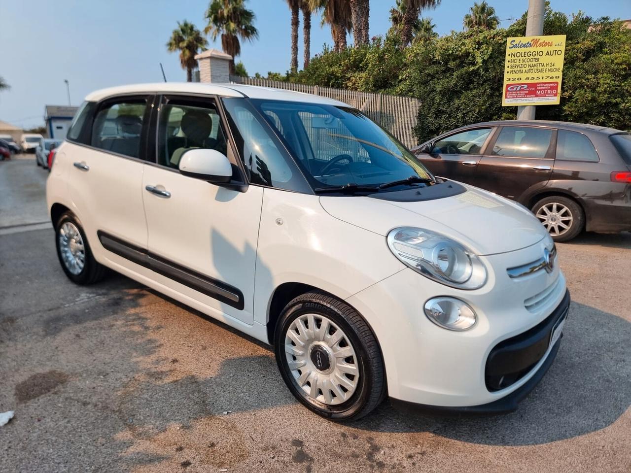Fiat 500L 1.6 Multijet 120 CV Lounge Autocarro n1