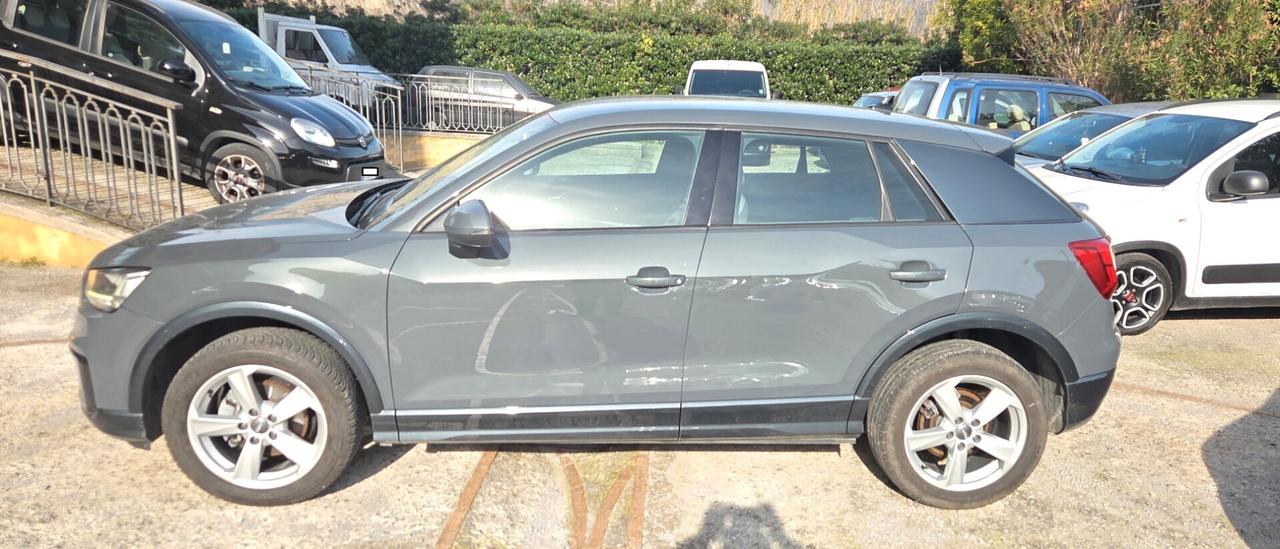 Audi Q2 35 TFSI AUTOM. KM 102000 GARANZIA IVA INCLUSA