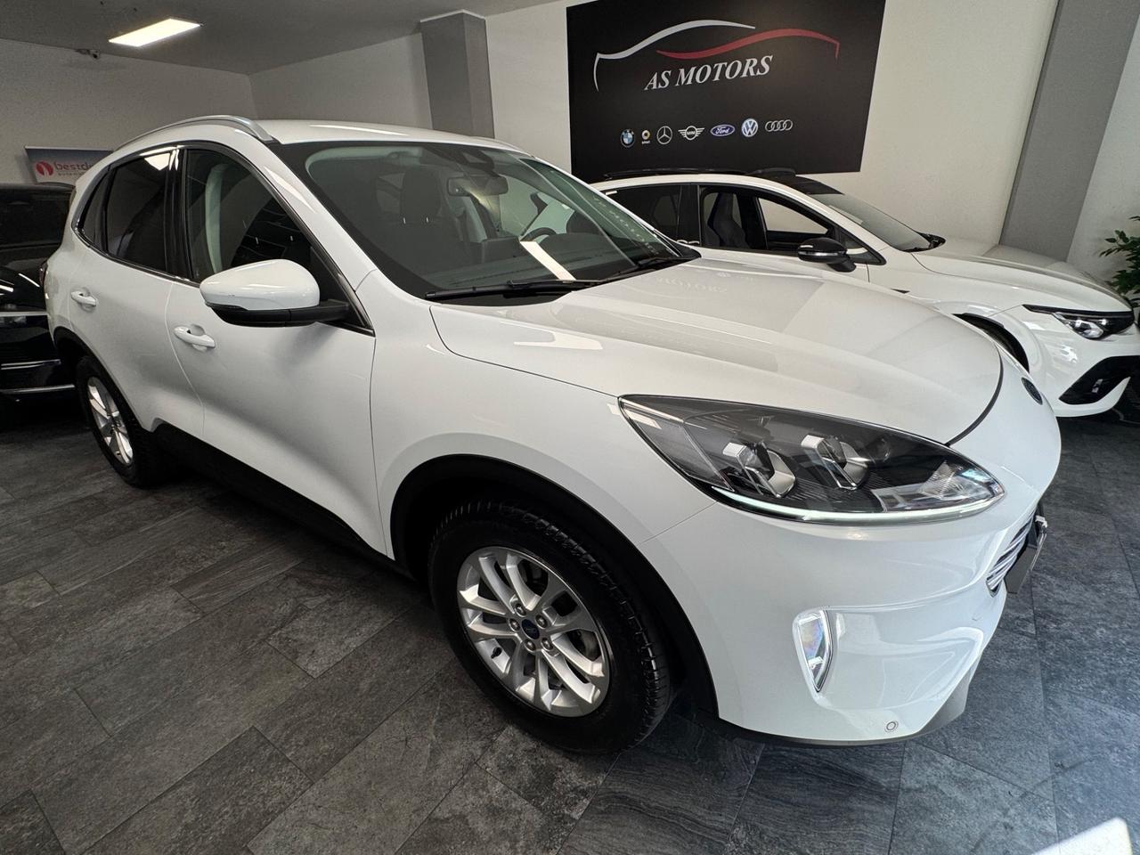 Ford Kuga 1.5 TDCi 120 CV 2WD Titanium