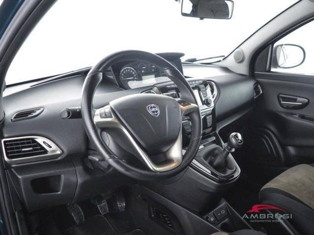 LANCIA Ypsilon 1.2 69 CV 5 porte Platinum