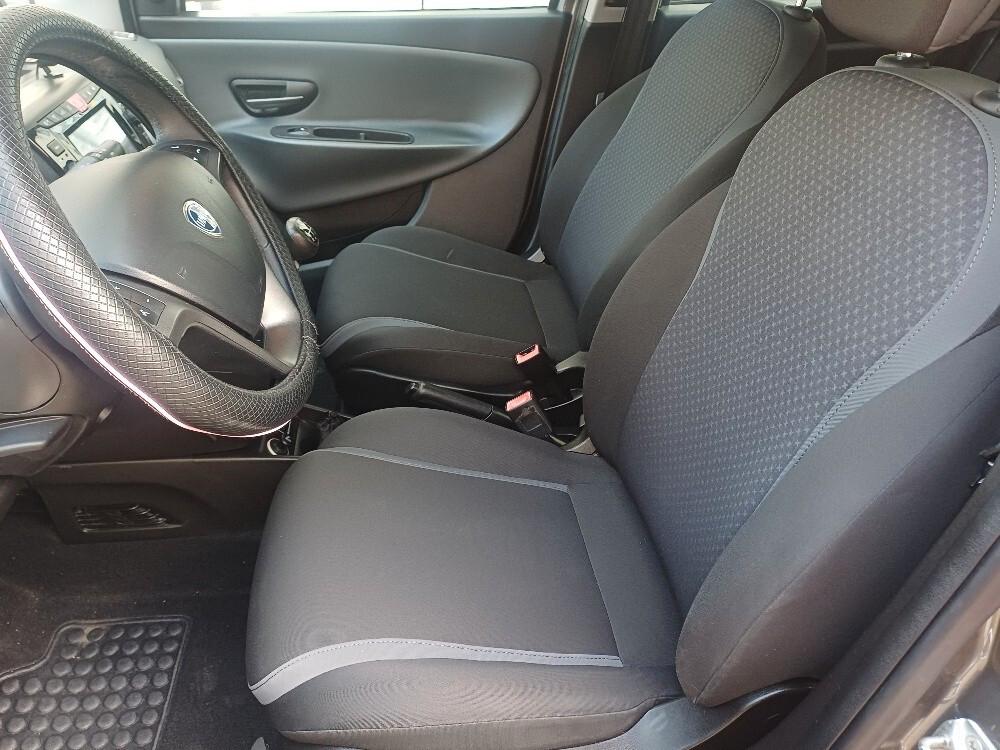 Lancia Ypsilon 1.2 69 CV 5 porte GPL Ecochic Gold