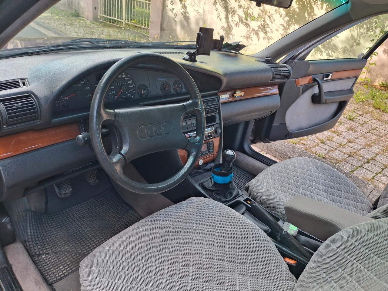 Audi 100 2.0 E cat