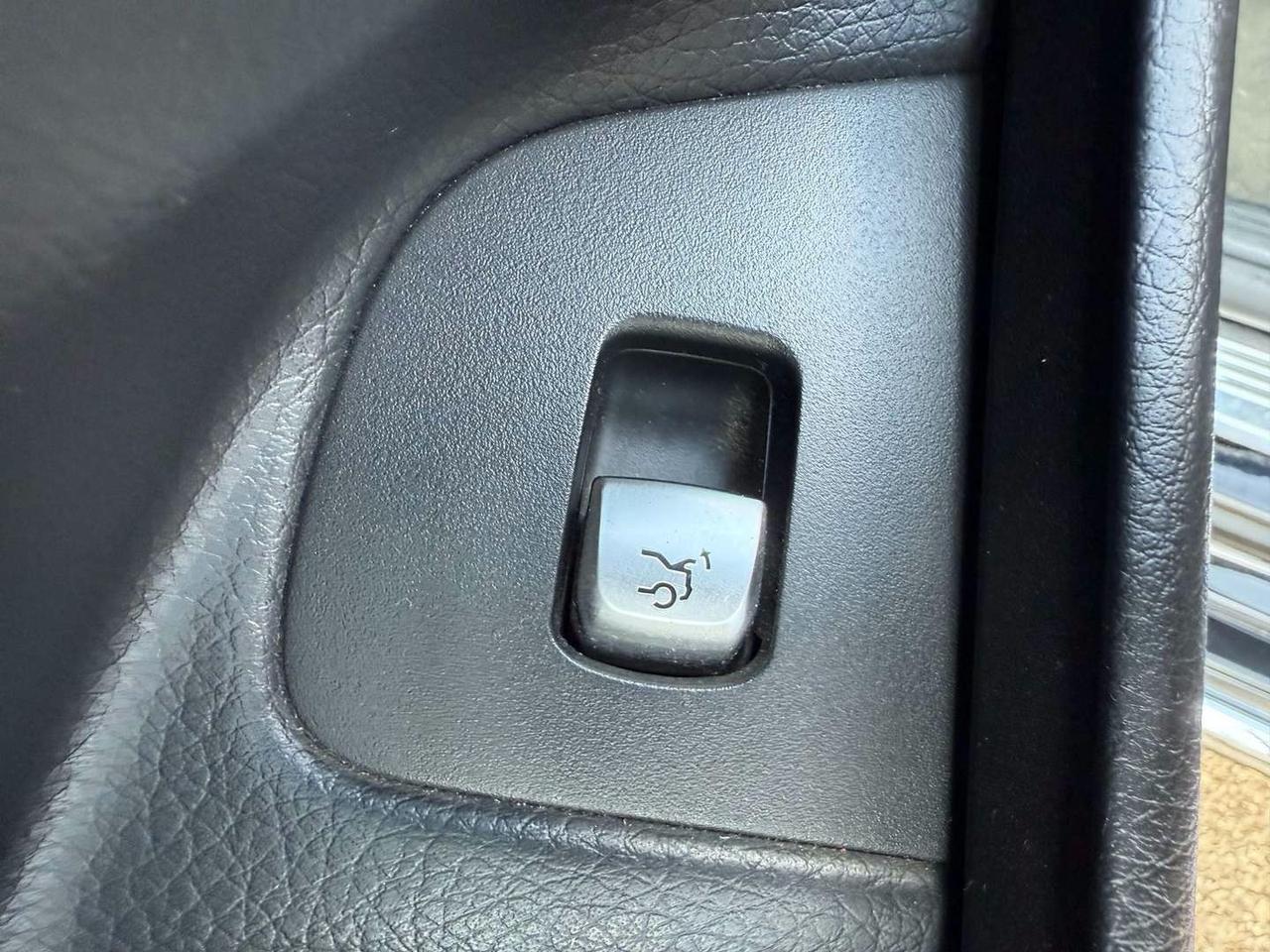 Mercedes-benz E 200 E 200 d Auto Premium Plus