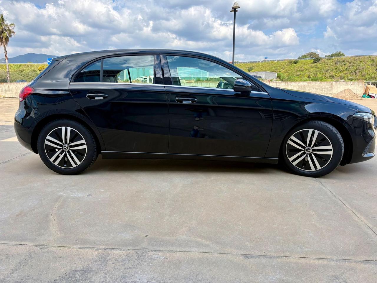 Mercedes-Benz A 180 D Sport Night Edition #10010