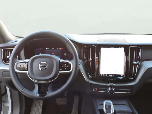 VOLVO XC60 T6 Plug-in hybrid AWD automatico Plus Dark