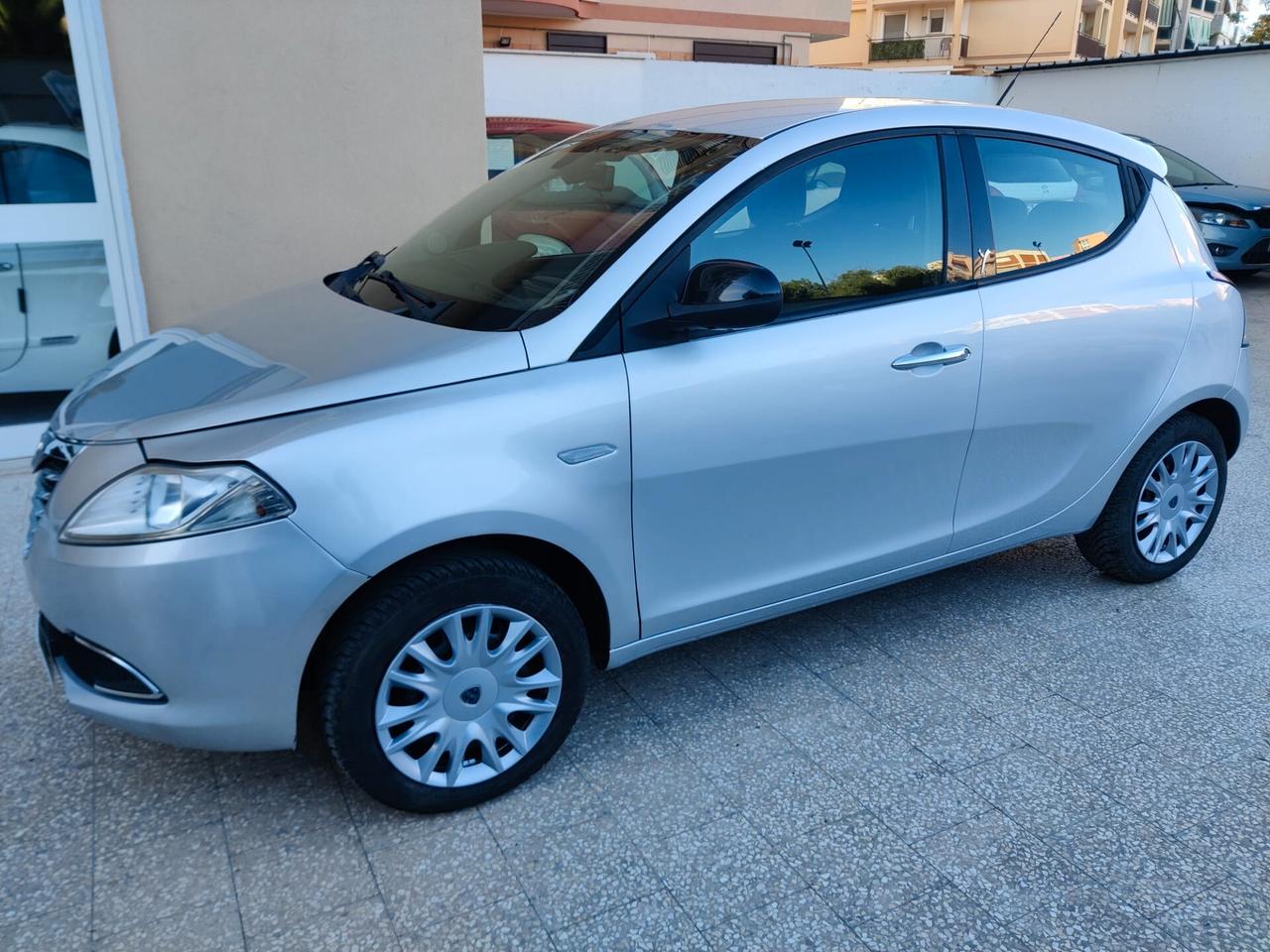Lancia Ypsilon 1.2 Benzina