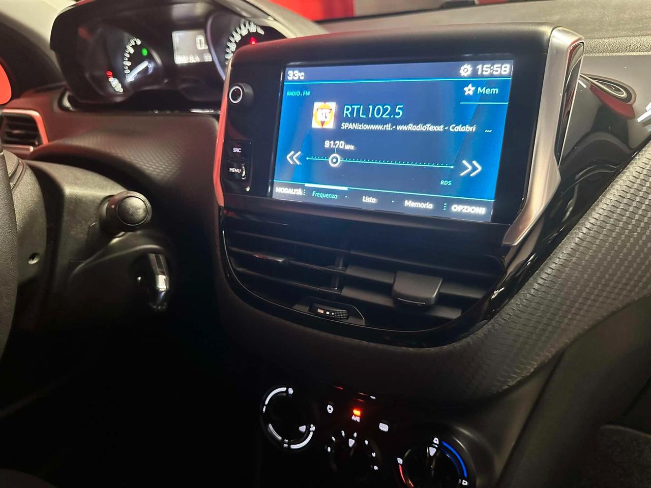 Peugeot 2008 1.2 BENZINA 82 ALLURE