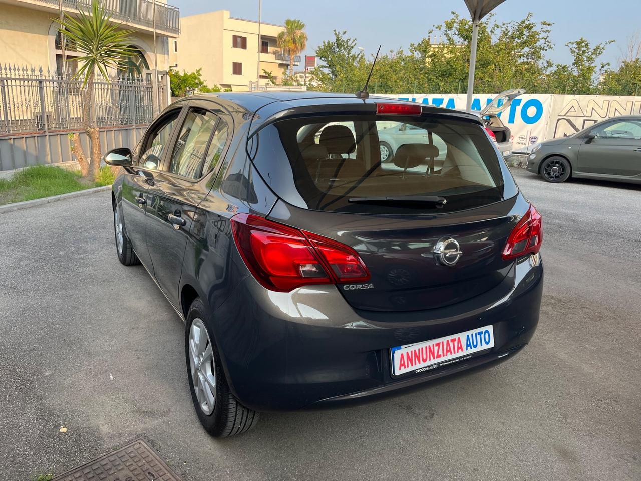 Opel Corsa 1.2 5 porte 69 Cv