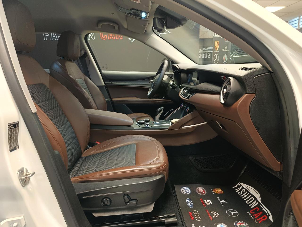 Alfa Romeo Stelvio 2.2 Turbodiesel 210 CV AT8 Q4 Super