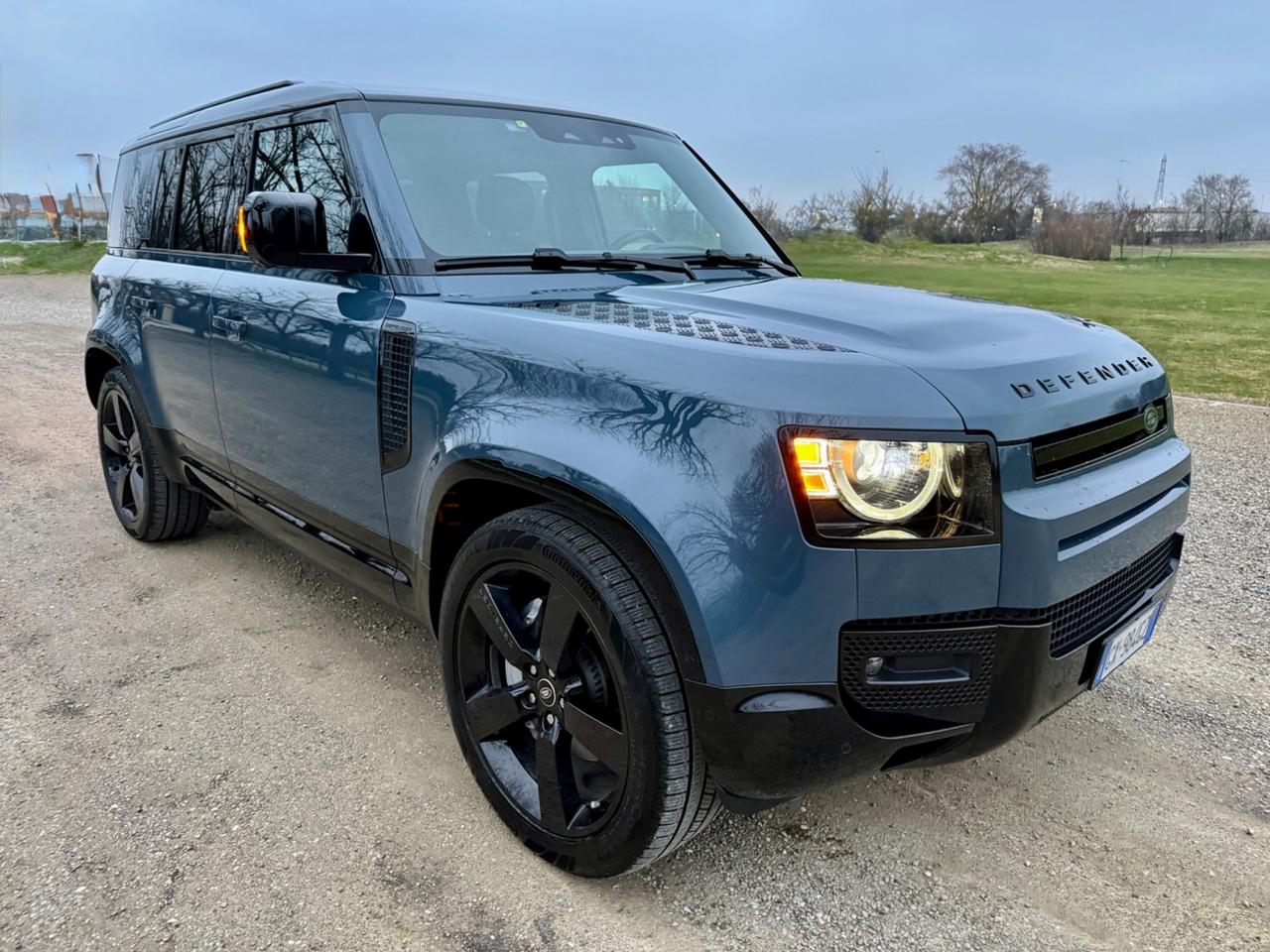 Land Rover Defender - subentro leasing leggere